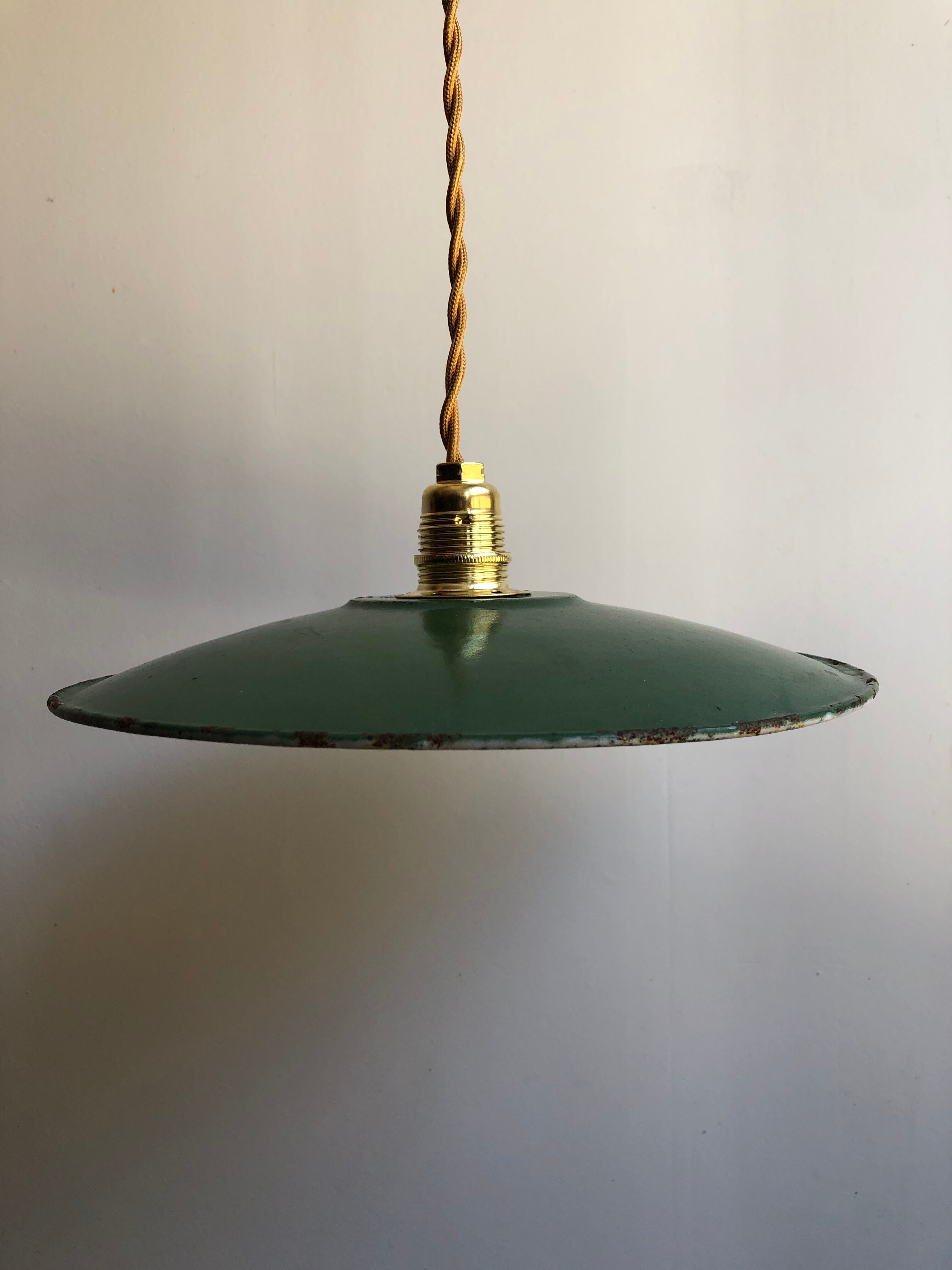 Enamelled suspension 50s