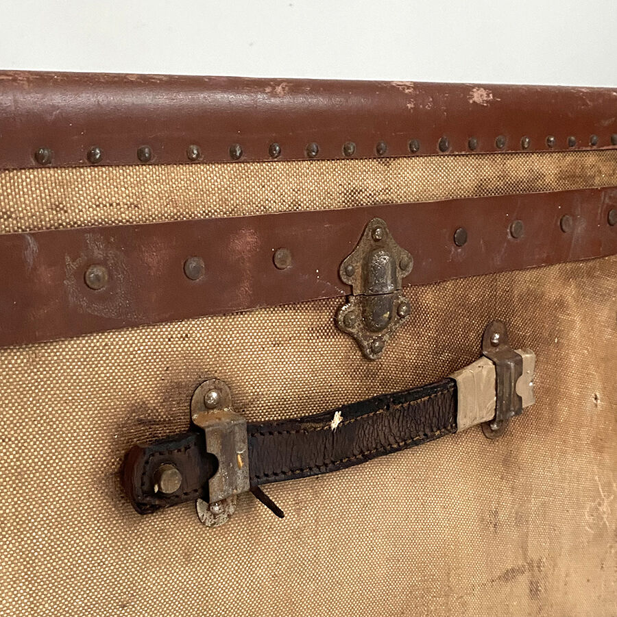 Vintage Travel Trunk 50's