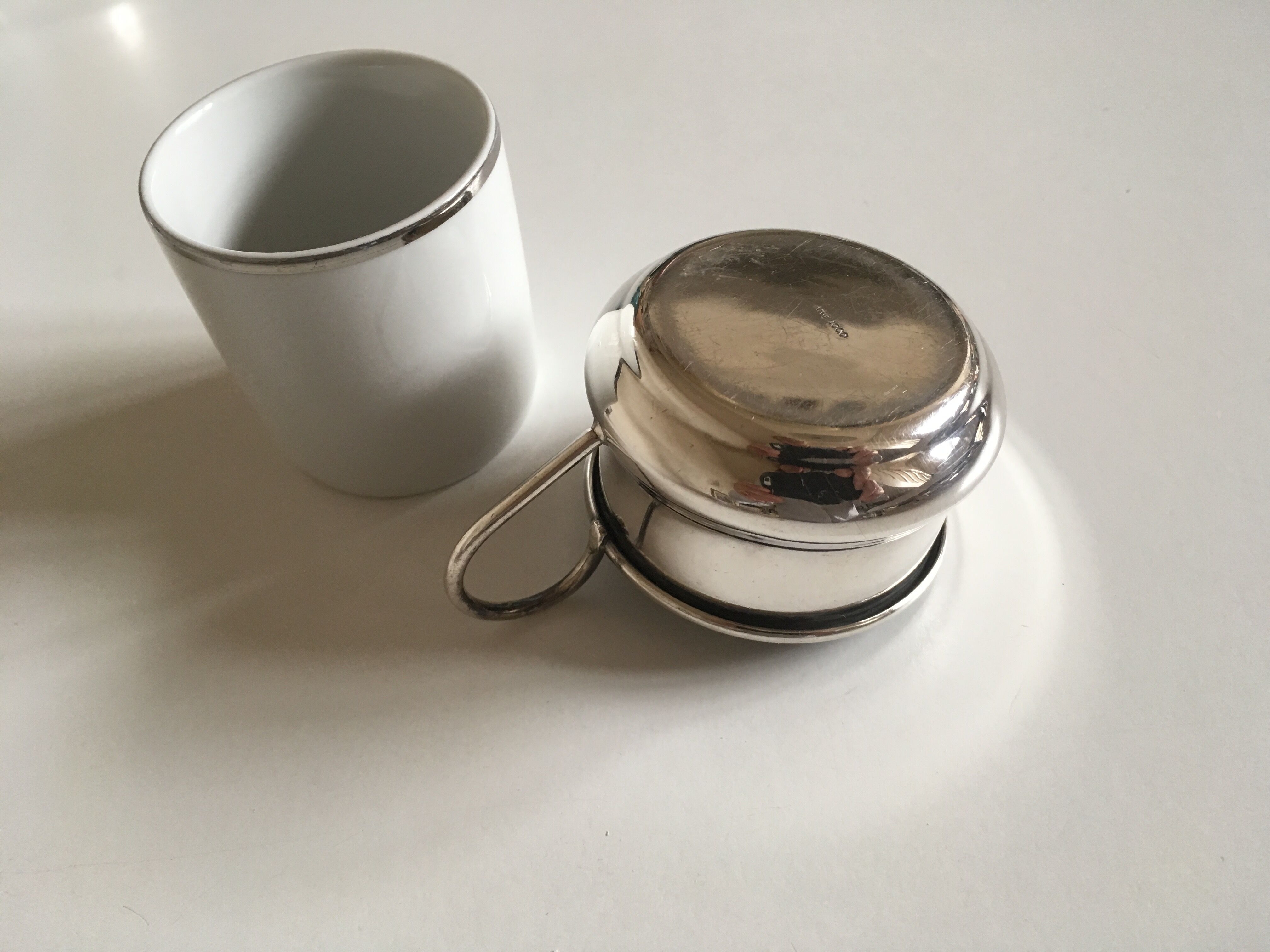 Set of 4 coffee cups silver metal coves Italian design, 70s