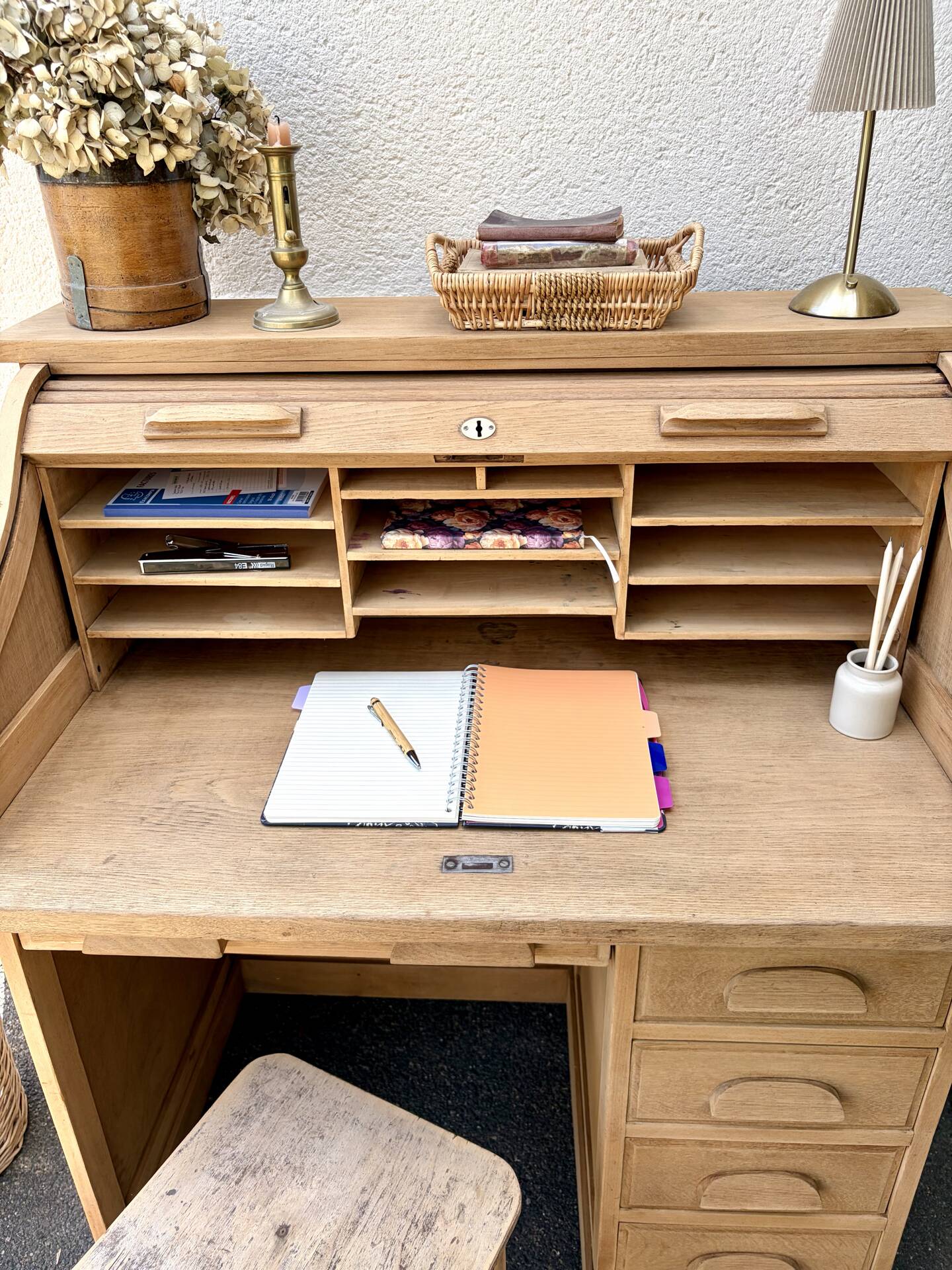 Curtain desk