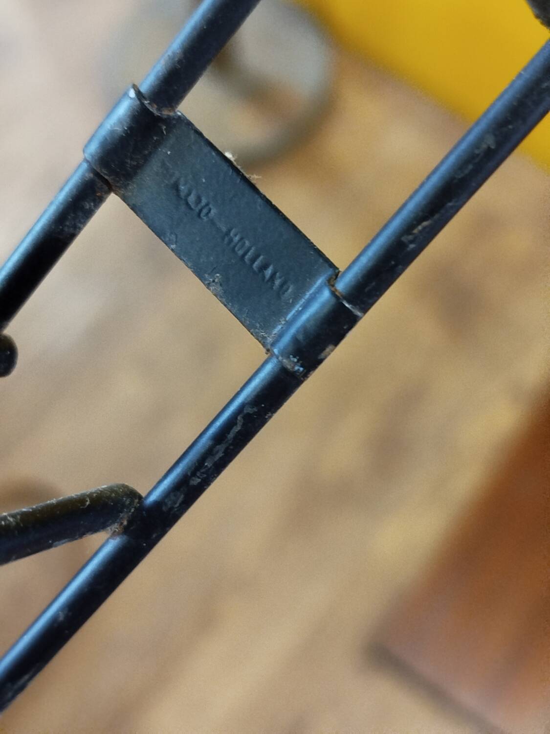 Tomado wall shelf – Holland – Vintage