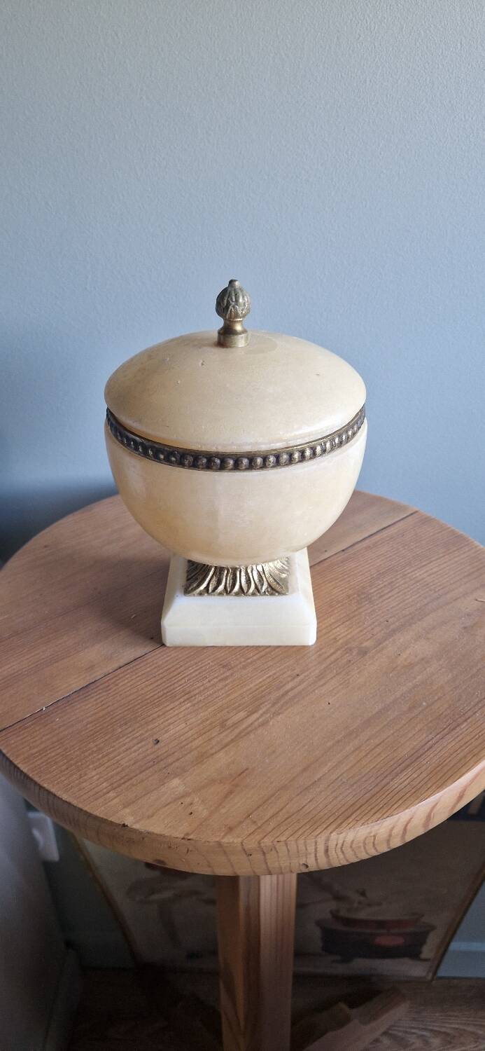 Empire style marble candy box