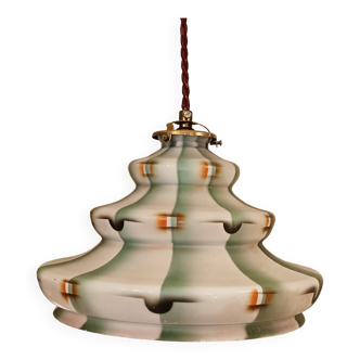 Suspension en pate de verre