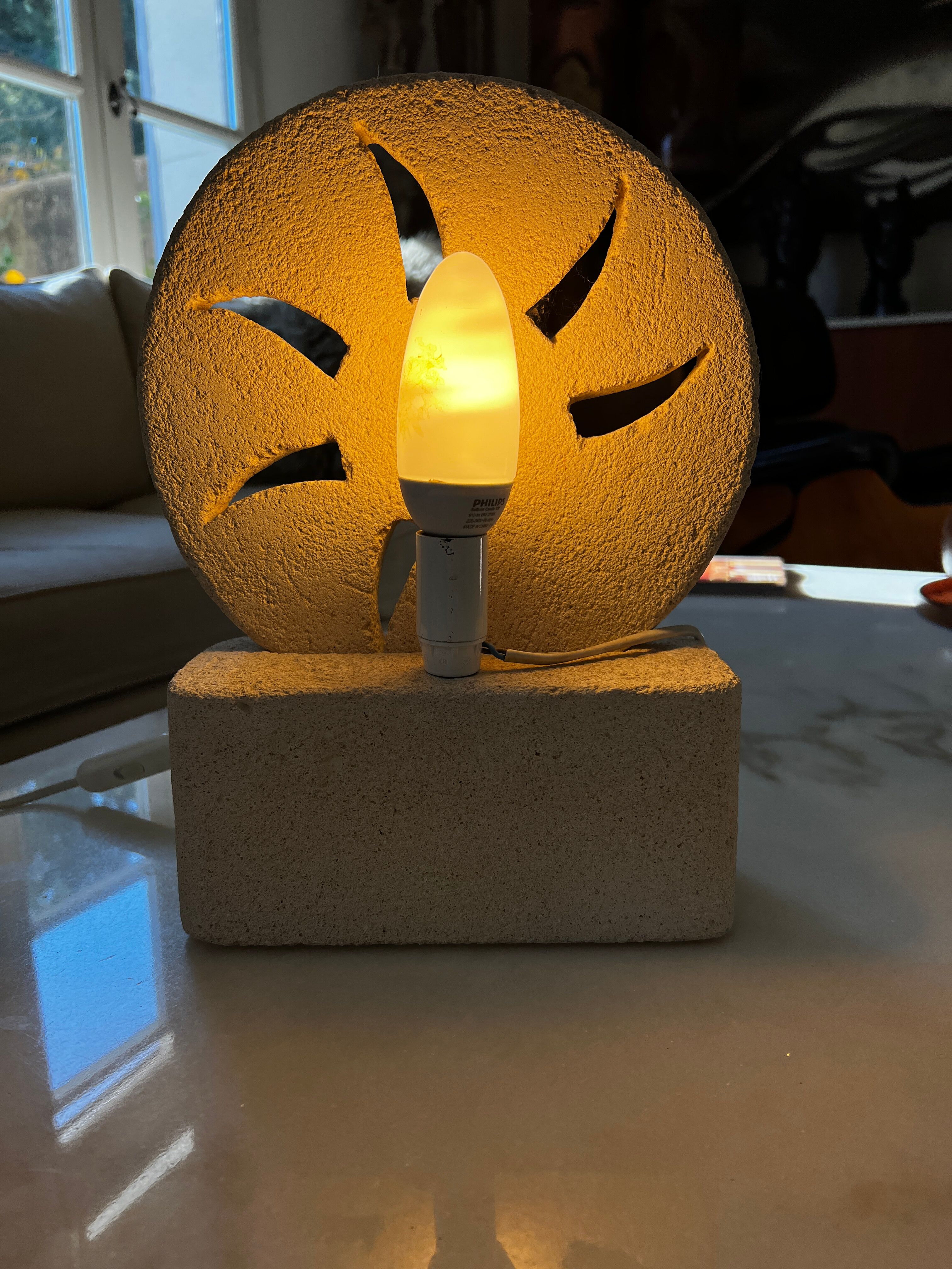 Lamp in stone of the Gard carved 1970