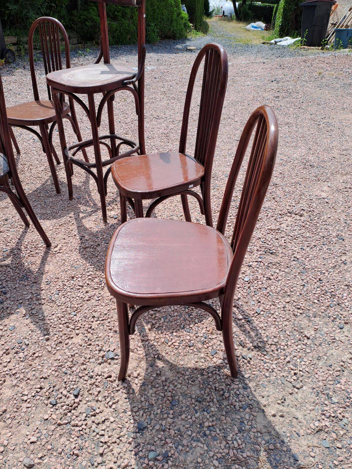 5 bistro chairs and 1 stool