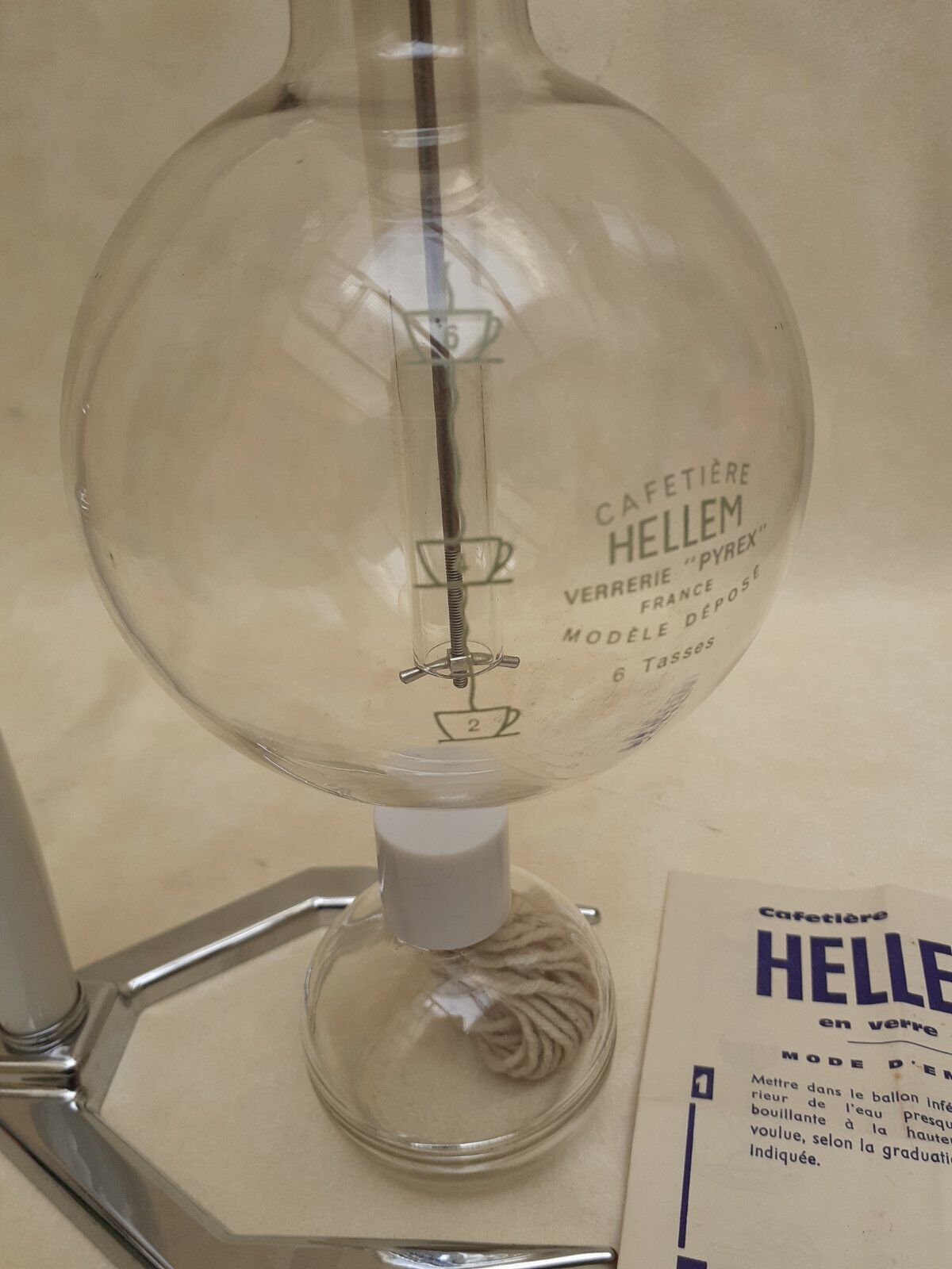 Hellem vintage depression cafeteria