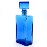 Carafe rectangulaire bleue en verre, années 60