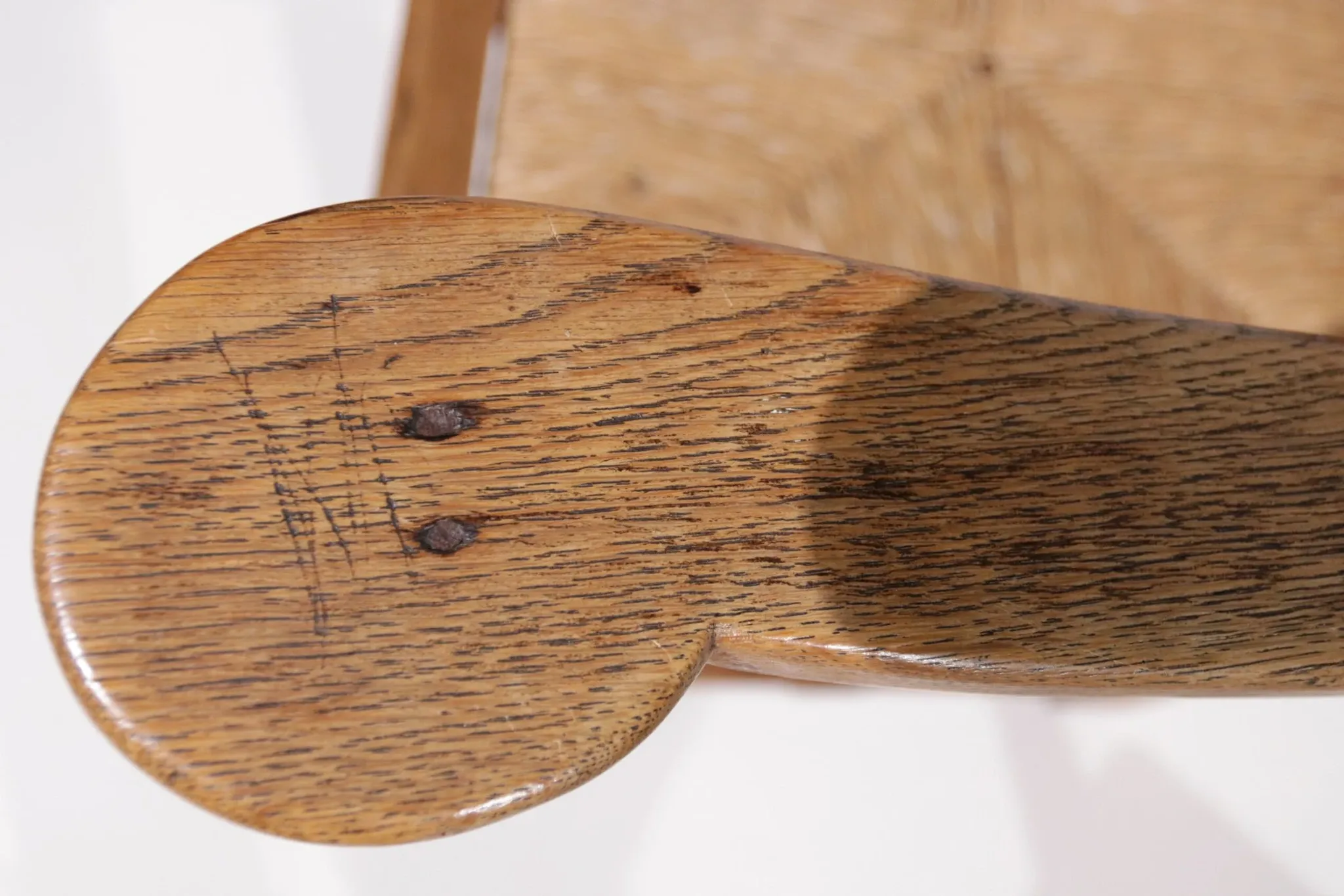 Pair of brutalist oak throne chairs with rush seats – Netherlands, 1930s
