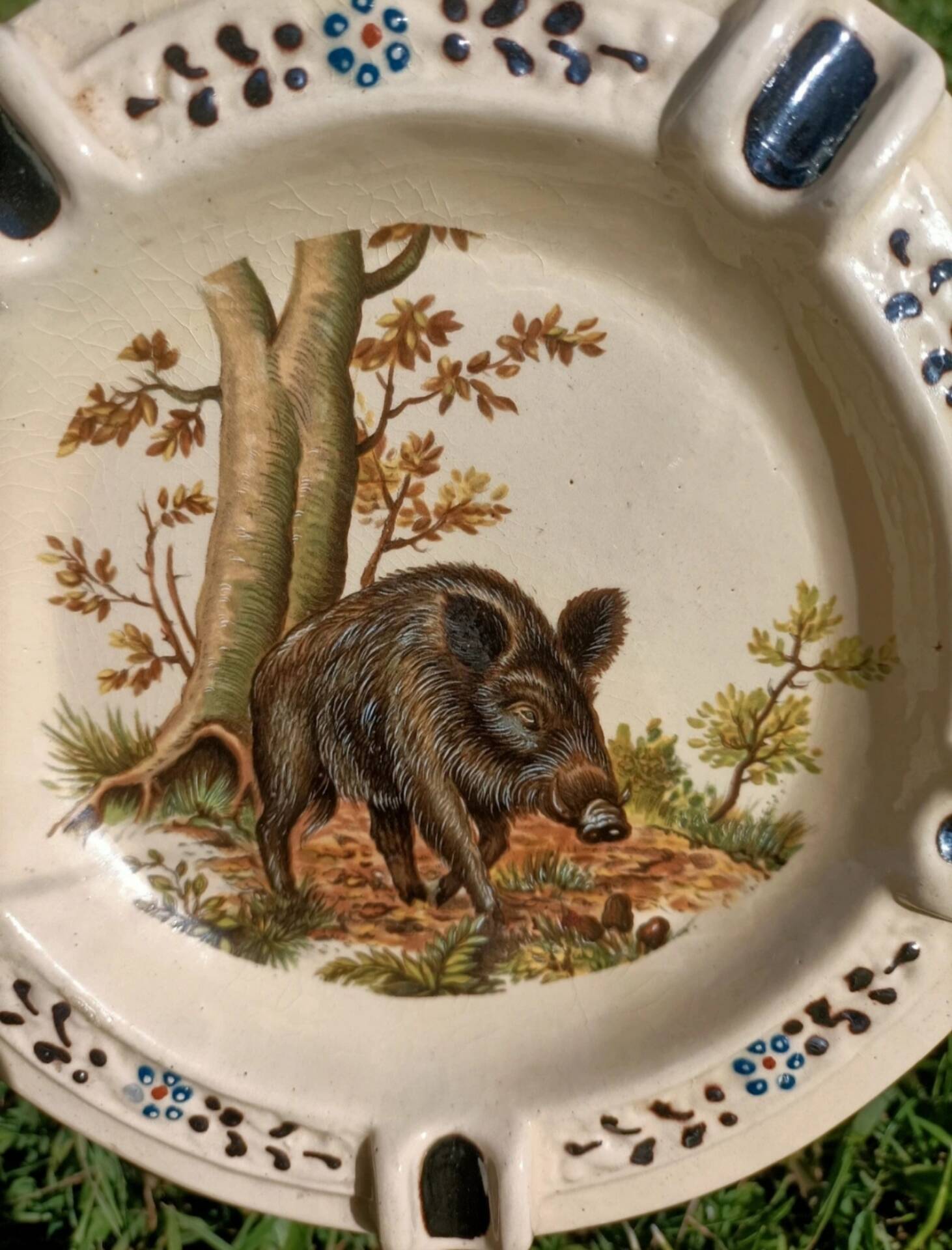 Large retro ashtray