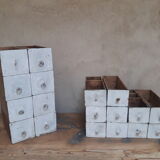 Lot de 8 tiroirs d'atelier avec poignées en bronze
