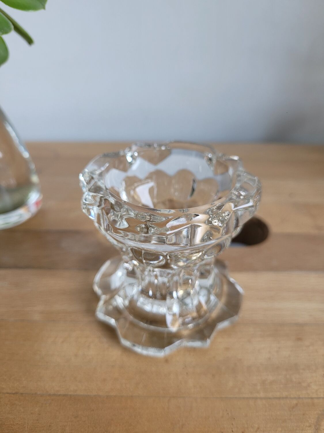 Reims high glass candle holder