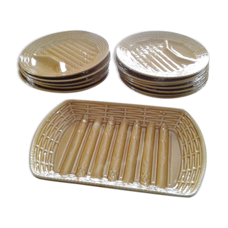 Service in Asparagus .12 plates and dish Sarreguemines