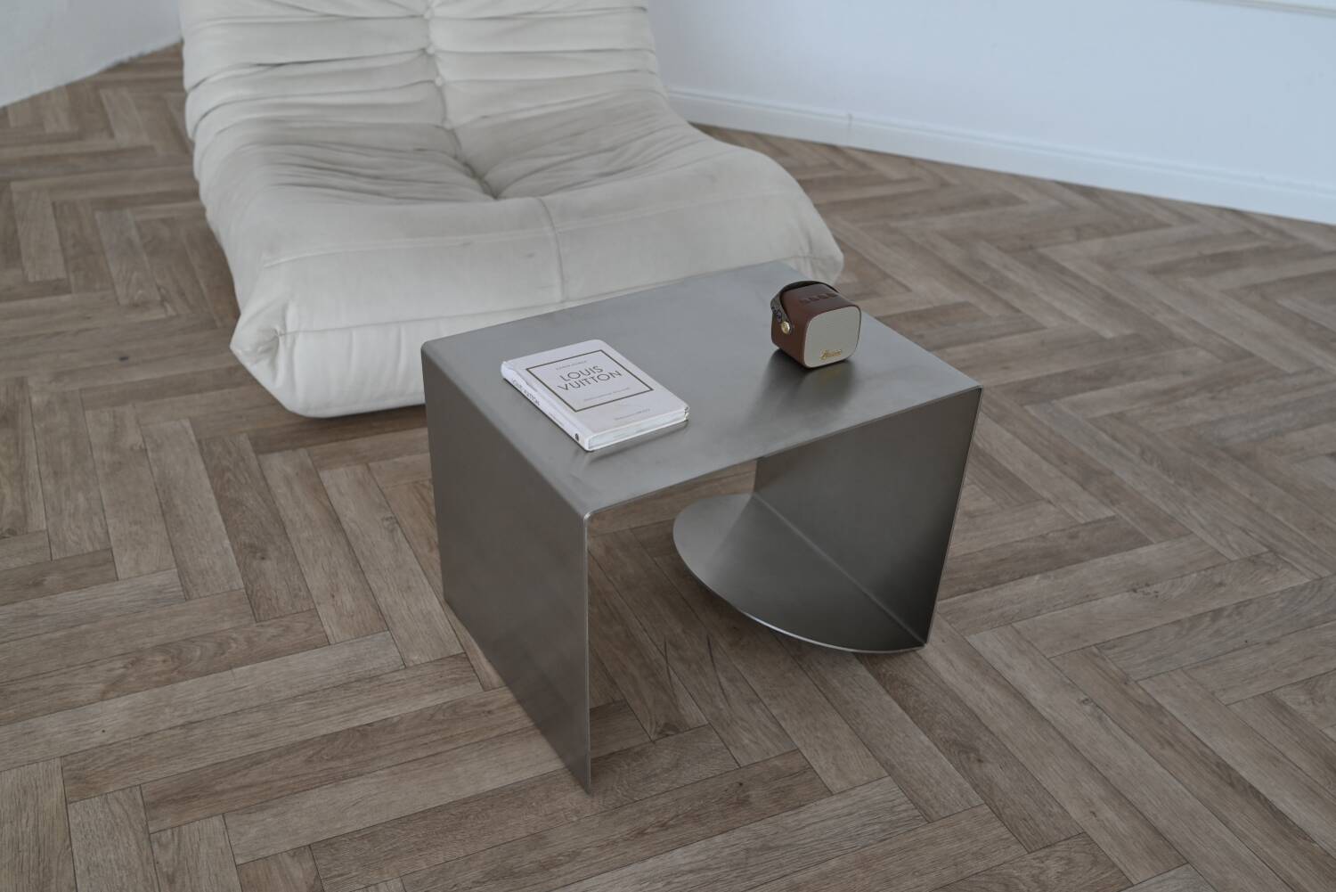 Table d'appoint Veliento en acier inoxydable