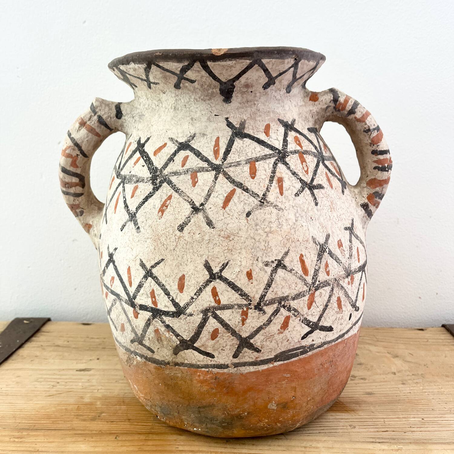 Berber terracotta pottery