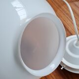 White opaline suspension