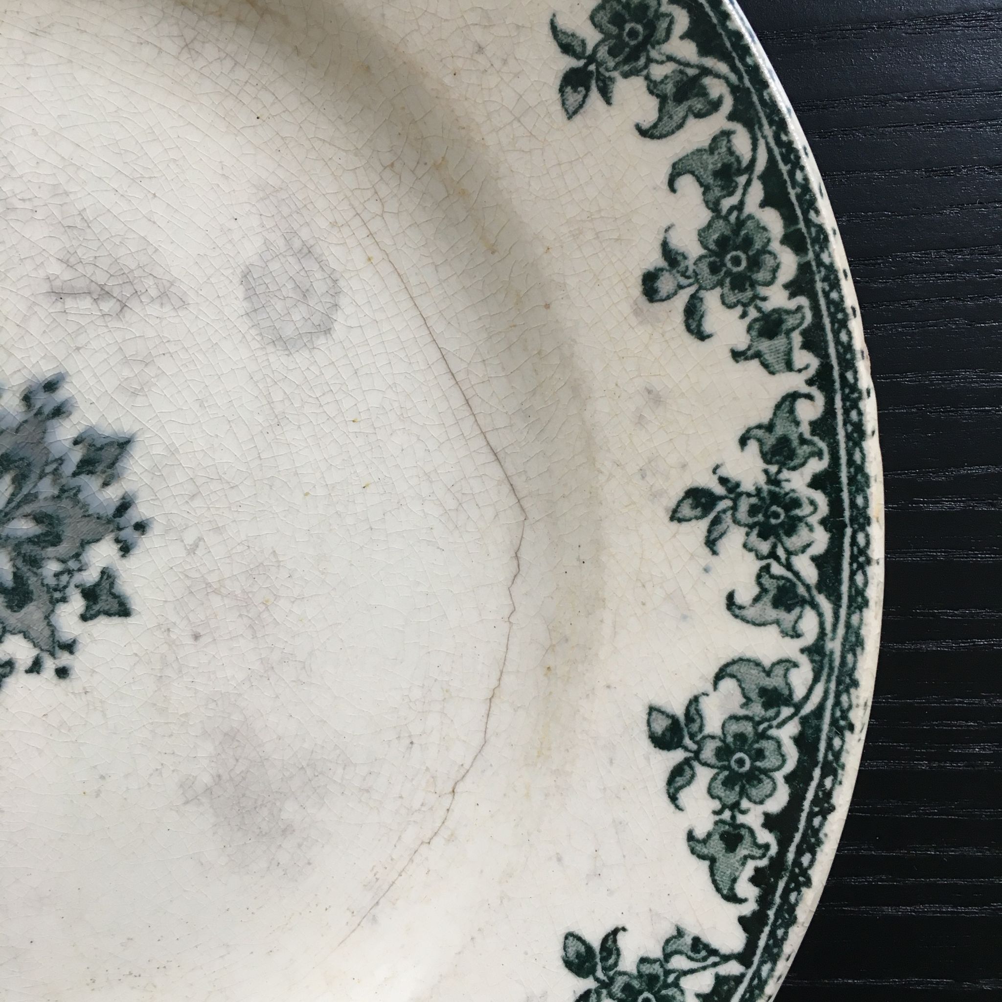 Assiette terre de fer