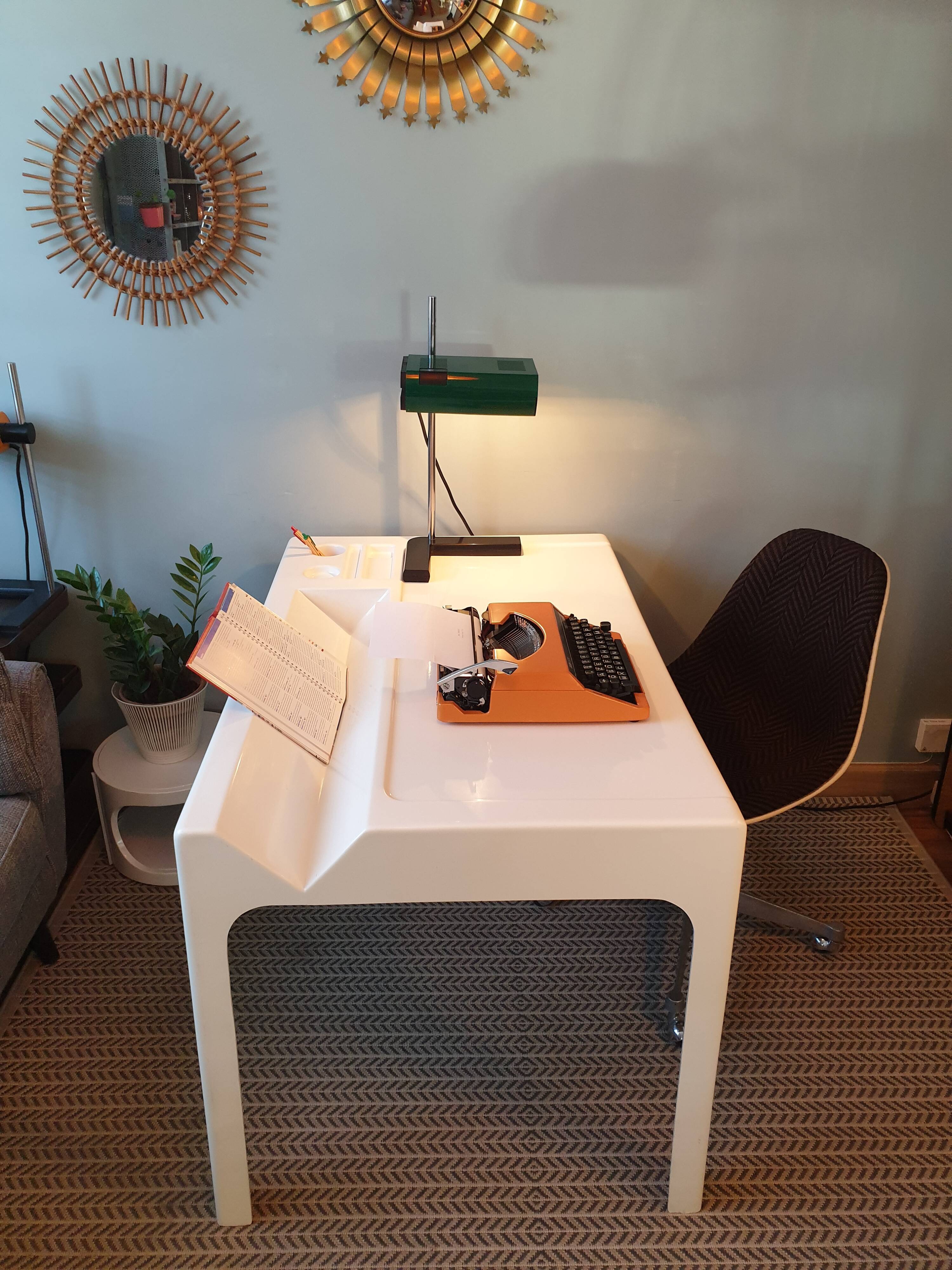 Office Ozoo Marc Berthier 1960 molded fiber