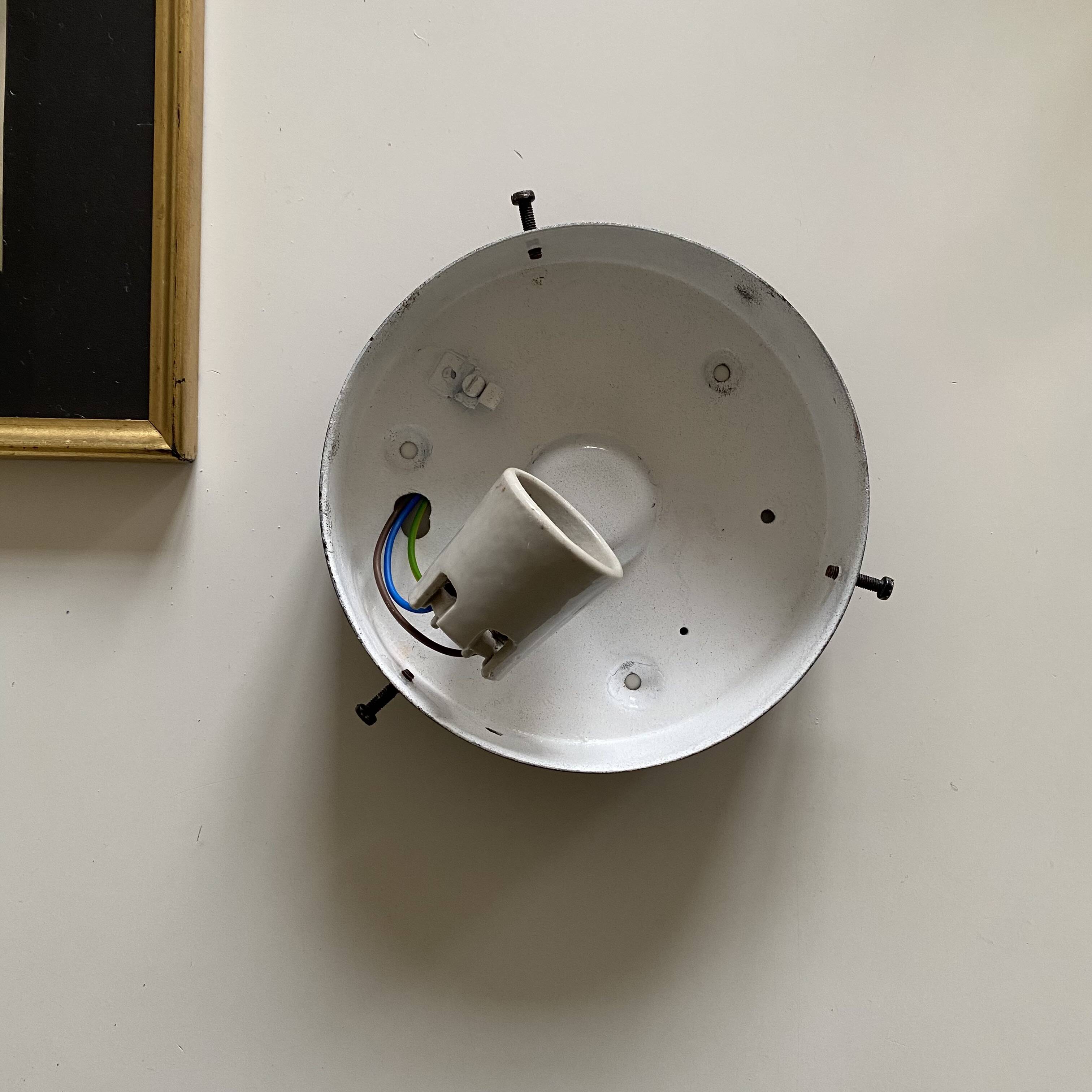 Vintage round wall lamp in golden yellow glass, 23 cm ceiling light.
