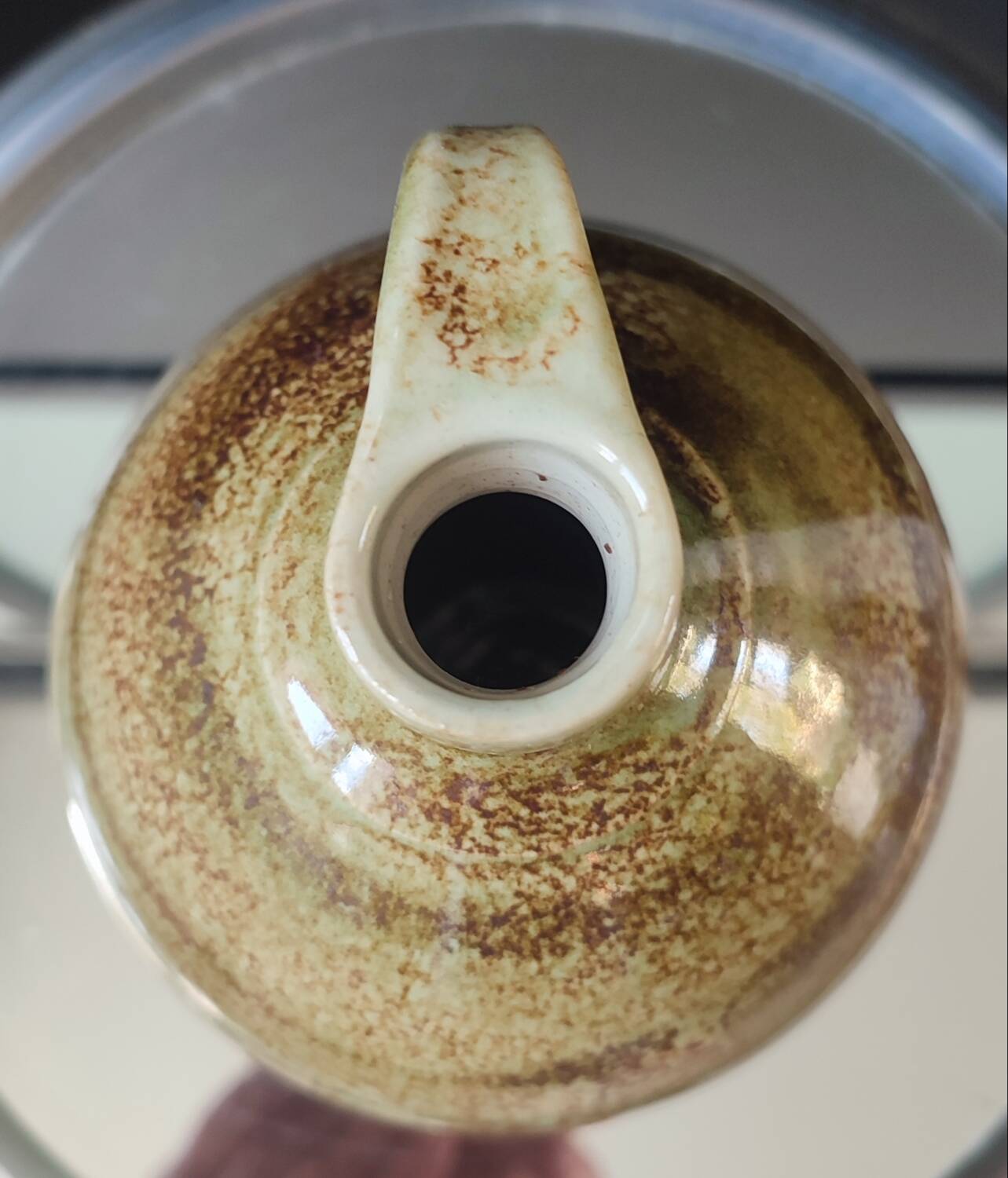 Stoneware pitcher by Matthieu Liévois, Atelier Créamik (Séné, Morbihan)