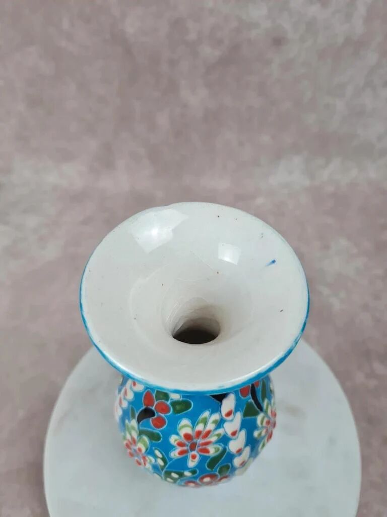 Hand-painted ceramic vase, oriental style.