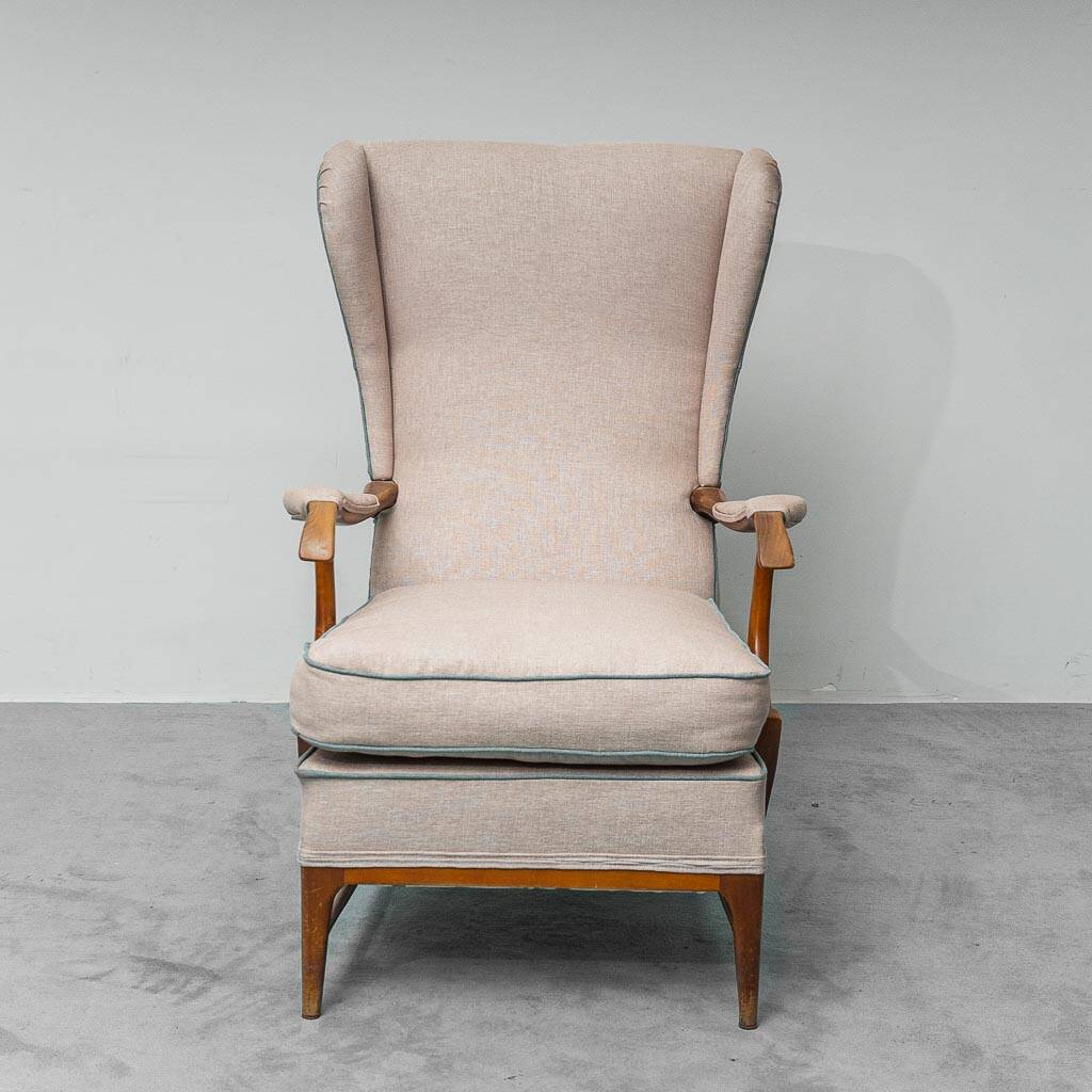 Fauteuil en tissu attribué à Paolo Buffa, style moderniste vintage des années 1950