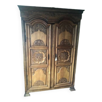 Armoire ancienne