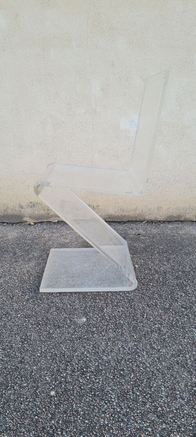 Plexiglas chair zigzag 1970