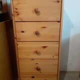 Pine dresser