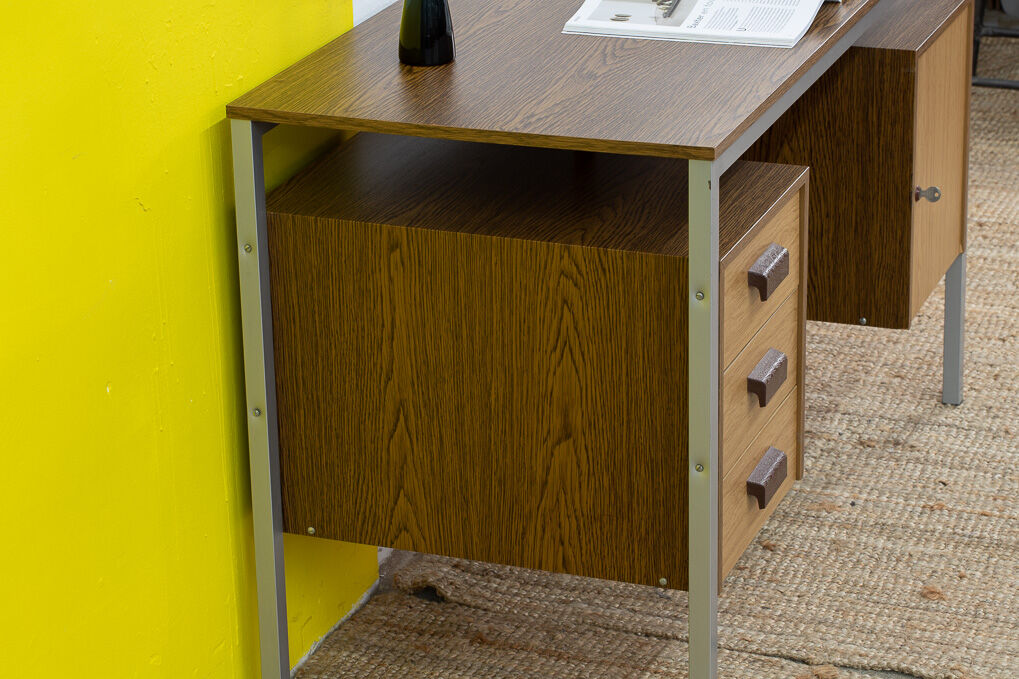 Bureau scandinave 123 cm