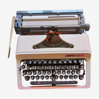 Typewriter japy p 941