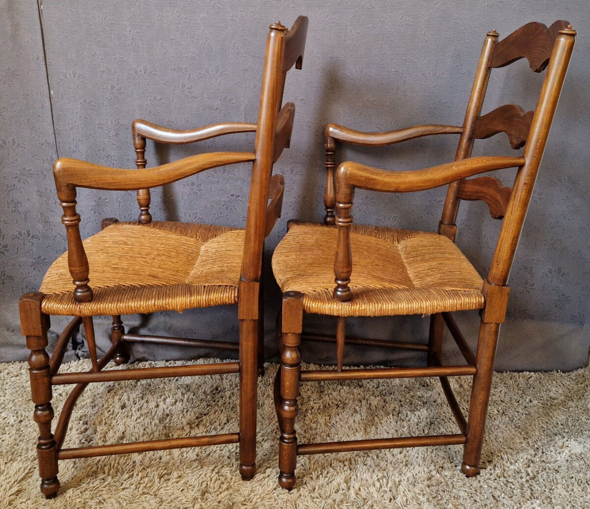 Paire de fauteuil de style provencale
