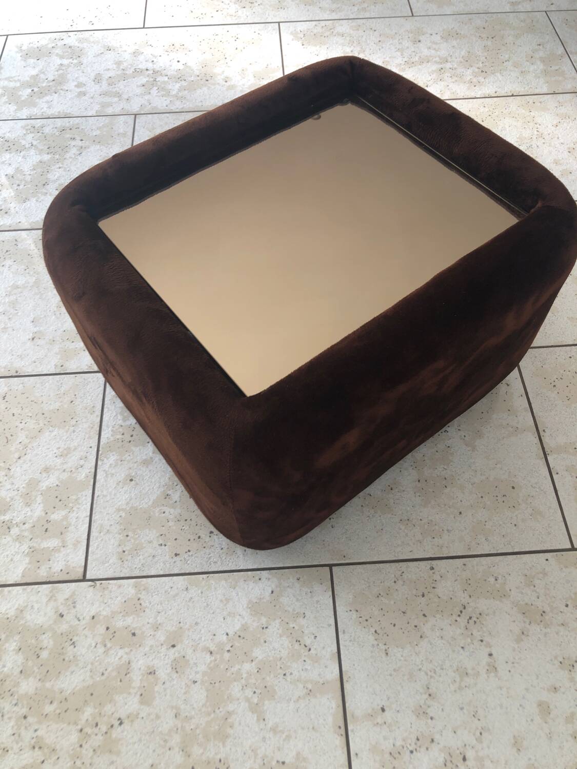 Table de nuit / table basse en velours chocolat et miroir teinté Vintage