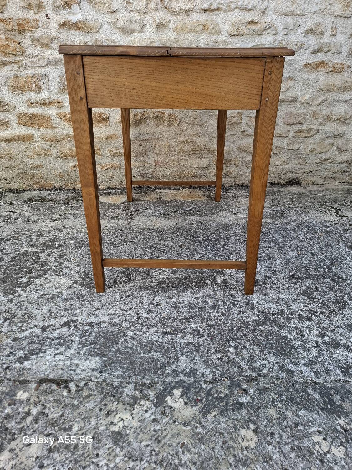 Elm desk