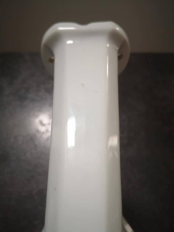 Wall lamp old white porcelain Art Deco 1930 tulip opaline glass