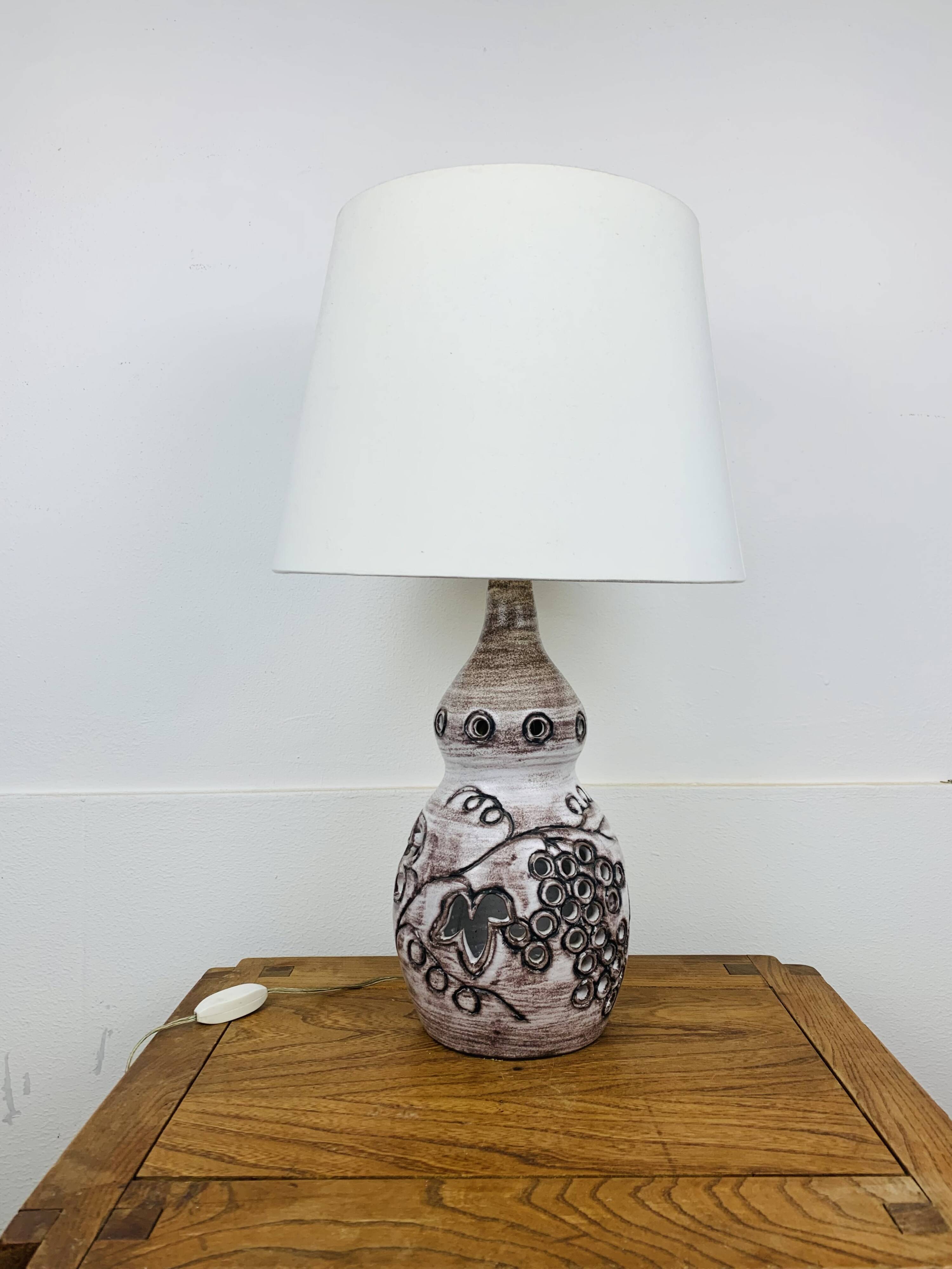 Openwork ceramic lamp, vine leaves, 1960s