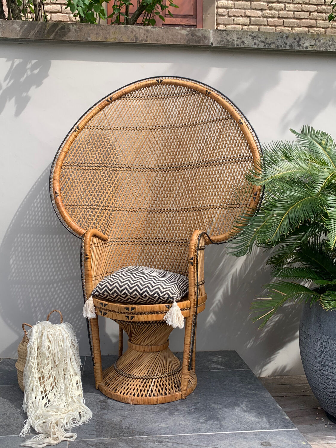 Armchair Emmanuelle vintage rattan