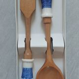 Salad servers
