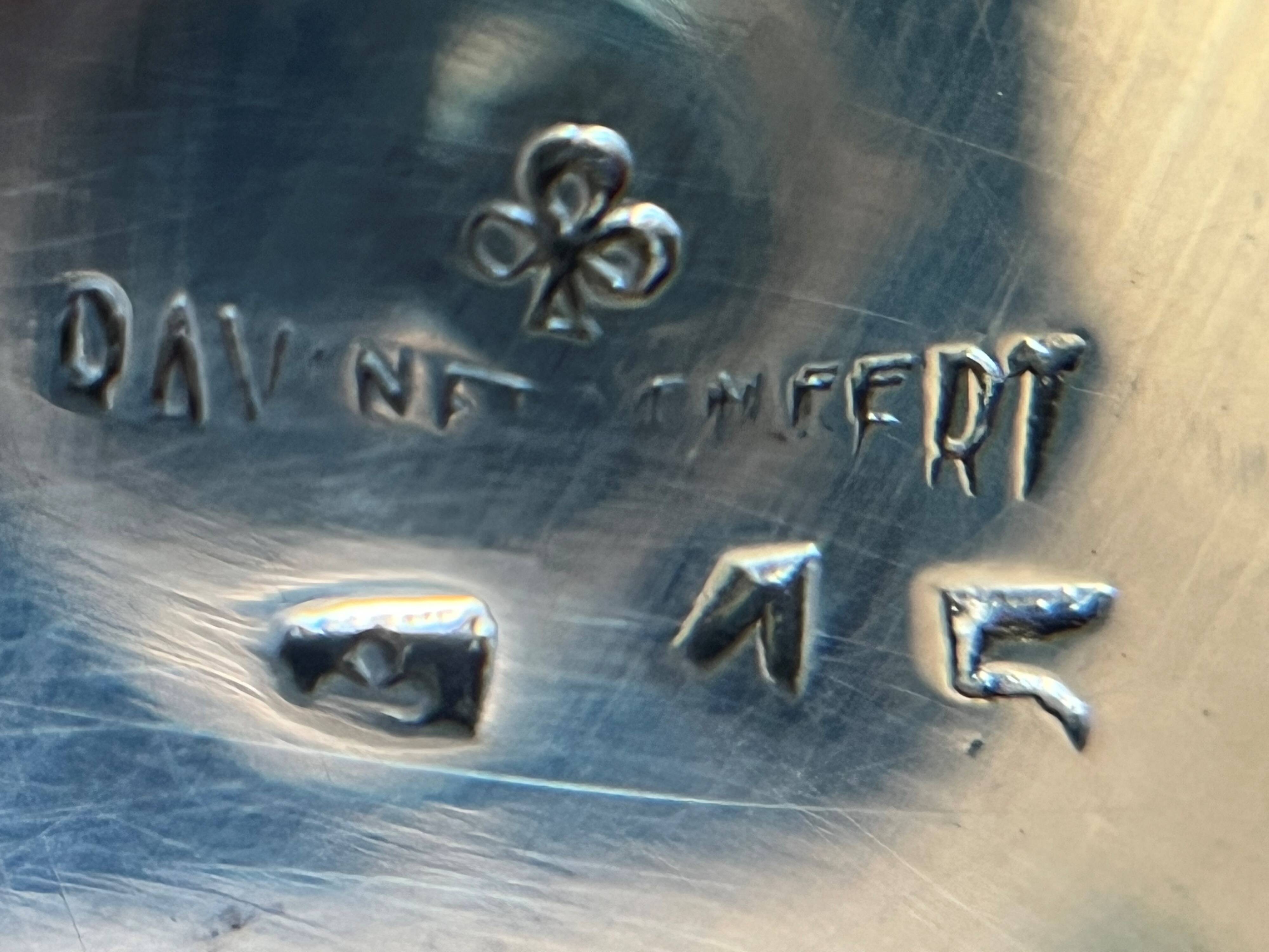 Ravinet d’Enfert silver-plated sugar bowl resting on 4 claw feet, Emp-style palmette motif