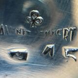 Ravinet d’Enfert silver-plated sugar bowl resting on 4 claw feet, Emp-style palmette motif