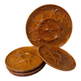Shell-shaped plates and dishes set