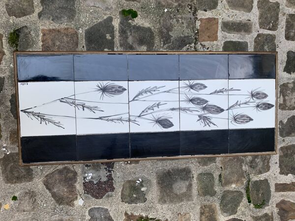 Table de Roger Capron, céramique et rotin