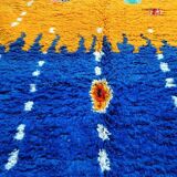 Traditional Berber Moroccan rug 250cm x 150cm