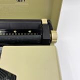 "Small" typewriter