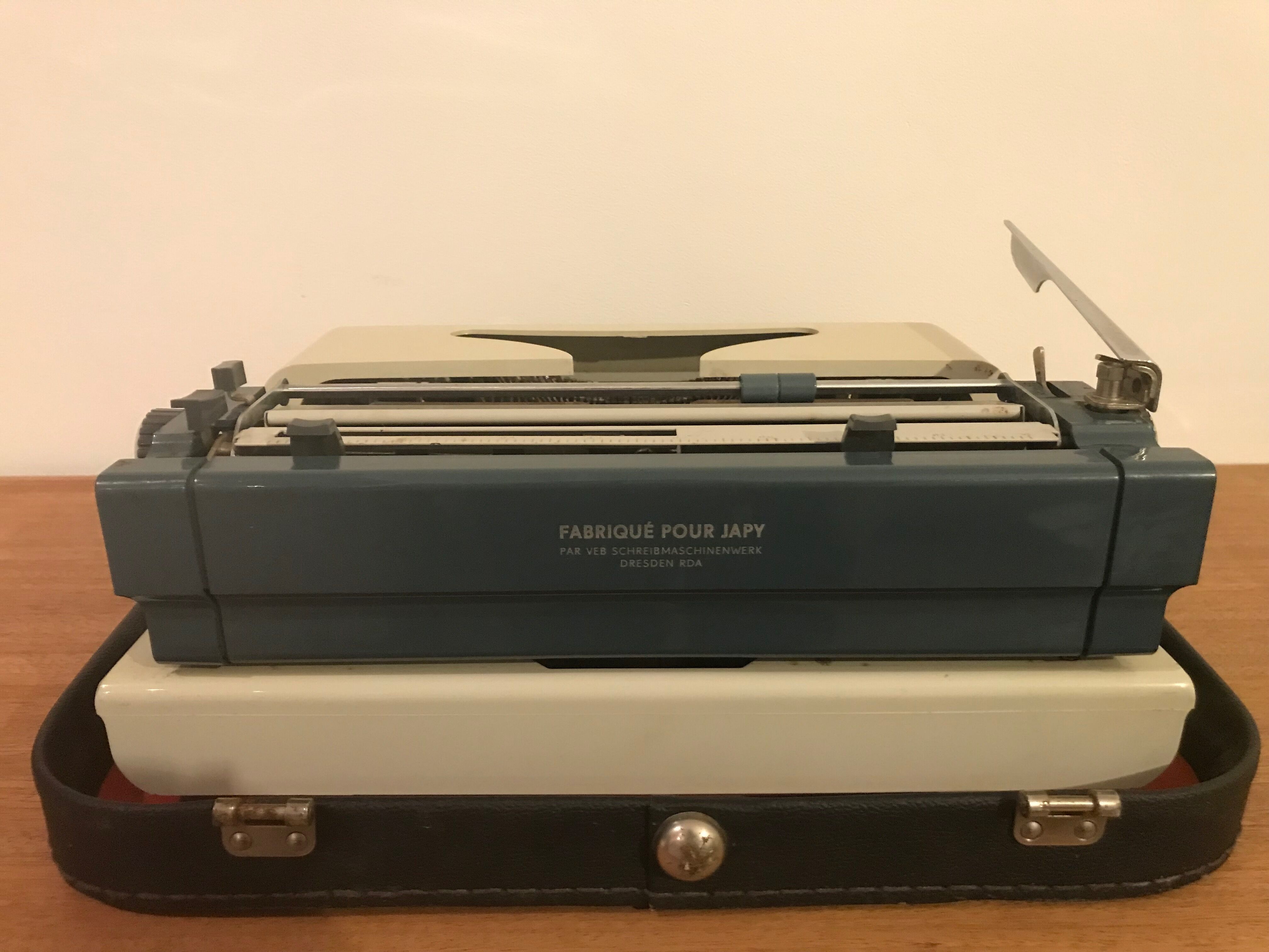 Typewriter japy p941 with nine ribbons