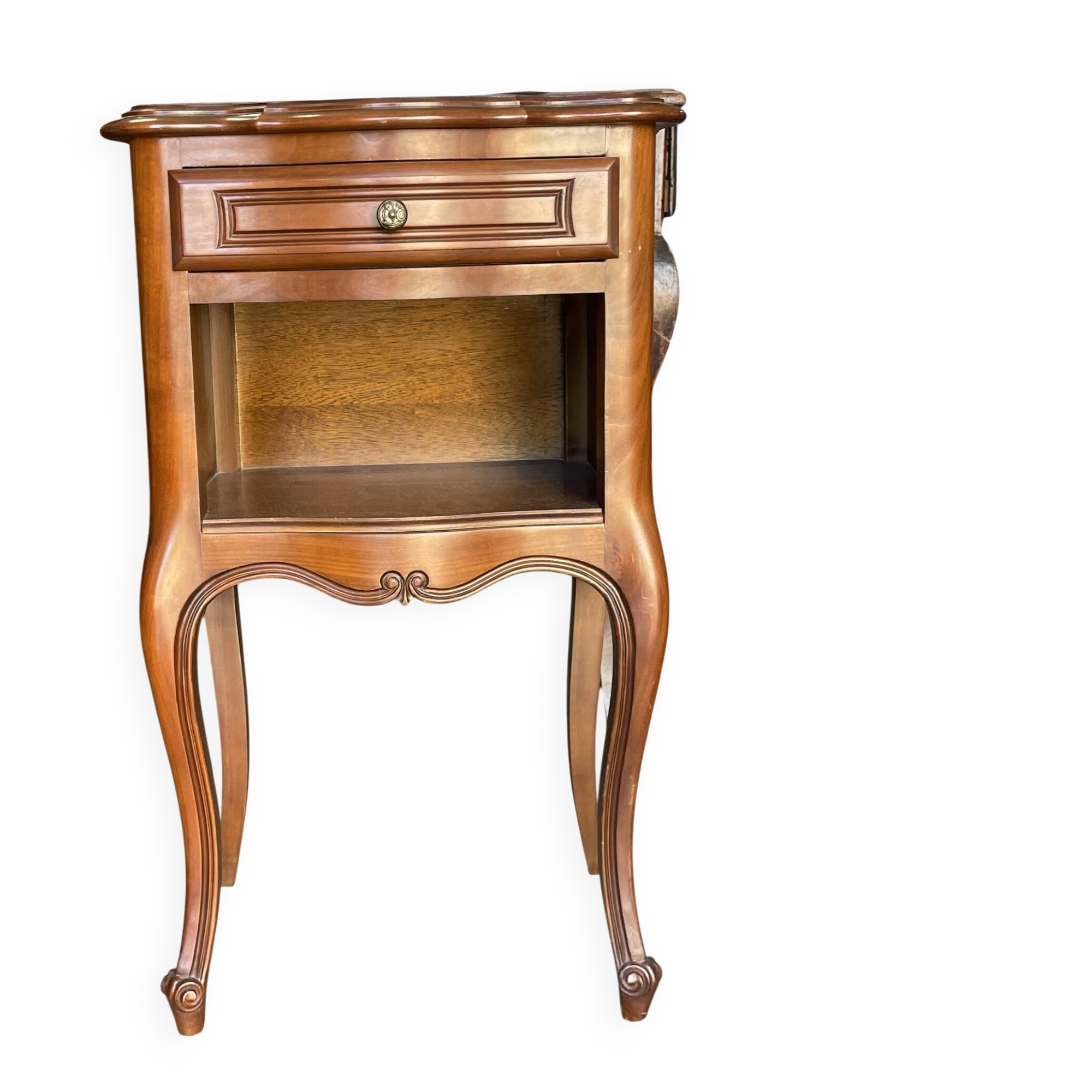 Table de chevet, style Louis XV–un tiroir