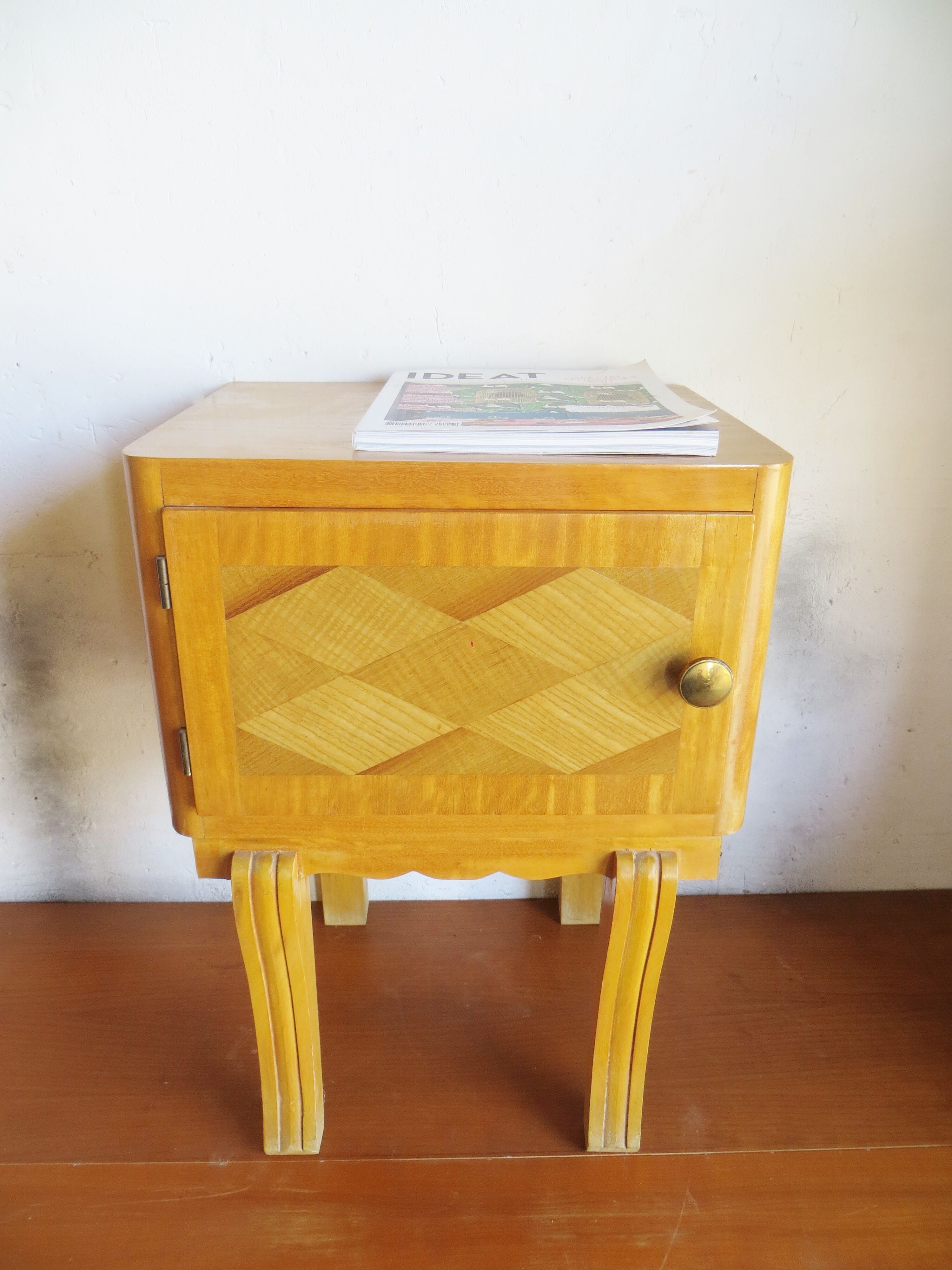 Art deco 40s bedside table