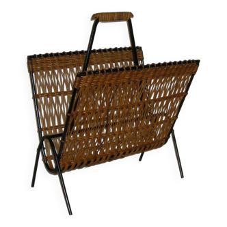 Rattan magazine rack from the 1950s