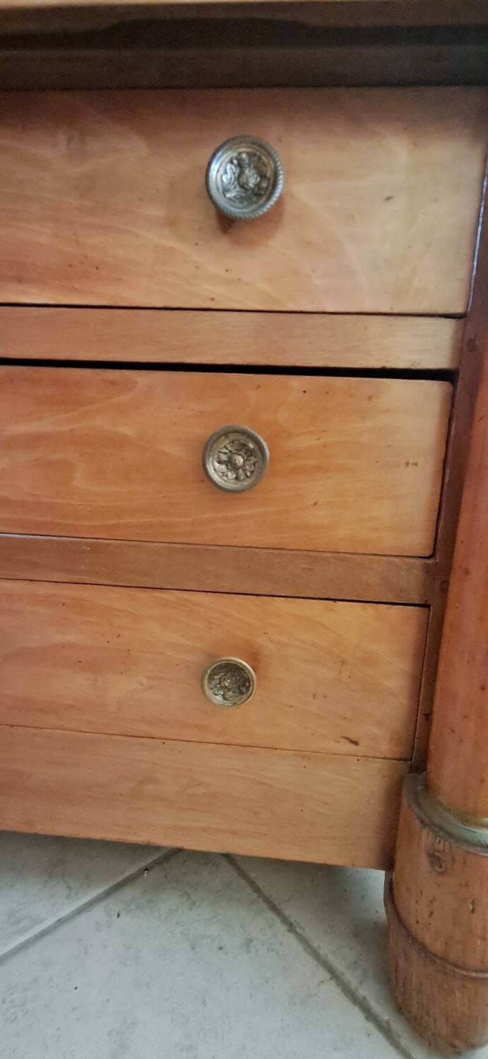 Commode style Empire en noyer blond
