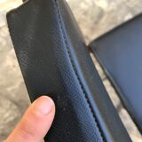 Chaise en bois et skaï