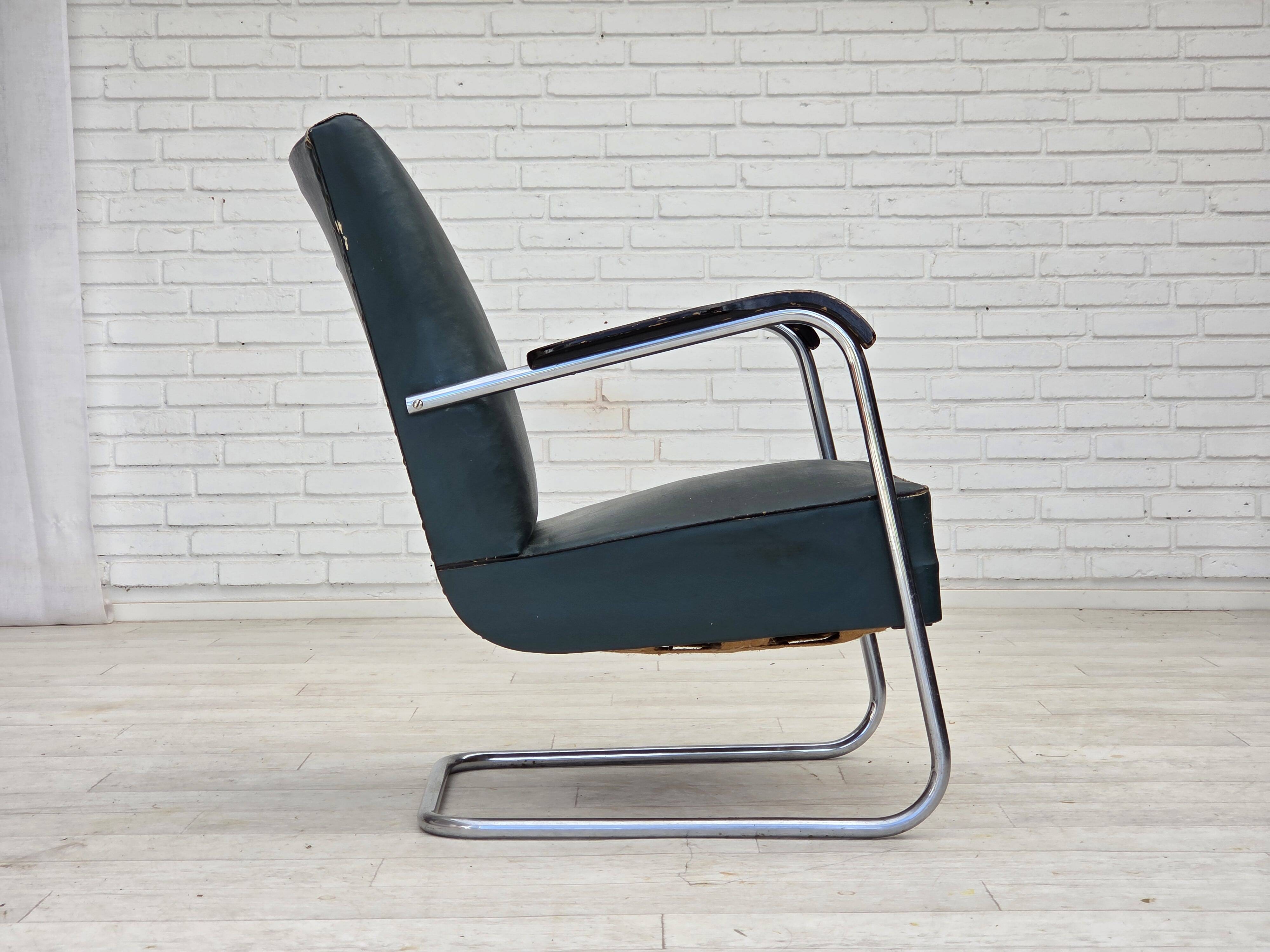 1950s, Scandinavian armchair in Bauhaus style, original condition.